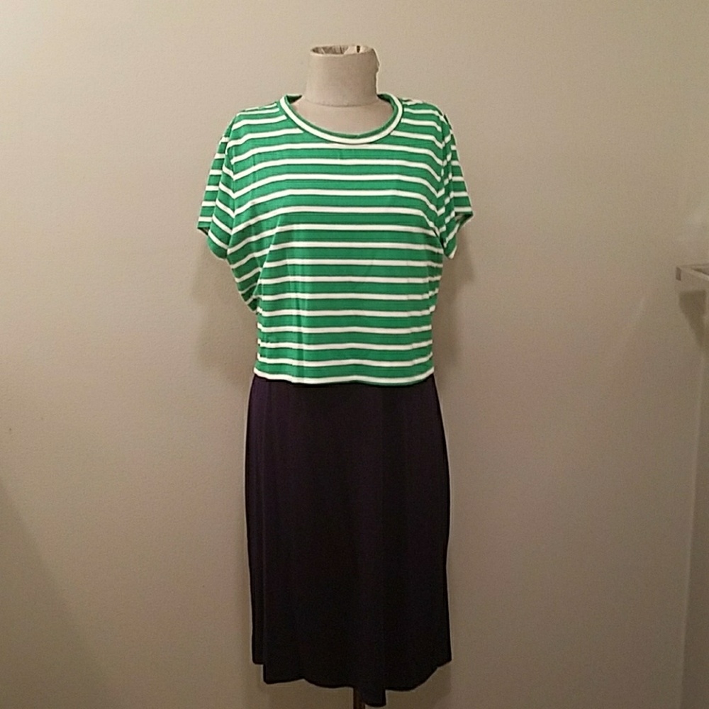 "C"  size large navy dress with gr/wh stripe top